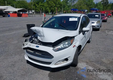 2018 Ford Fiesta Se z USA, uszkodzony, nr VIN 3FADP4BJ9JM117574